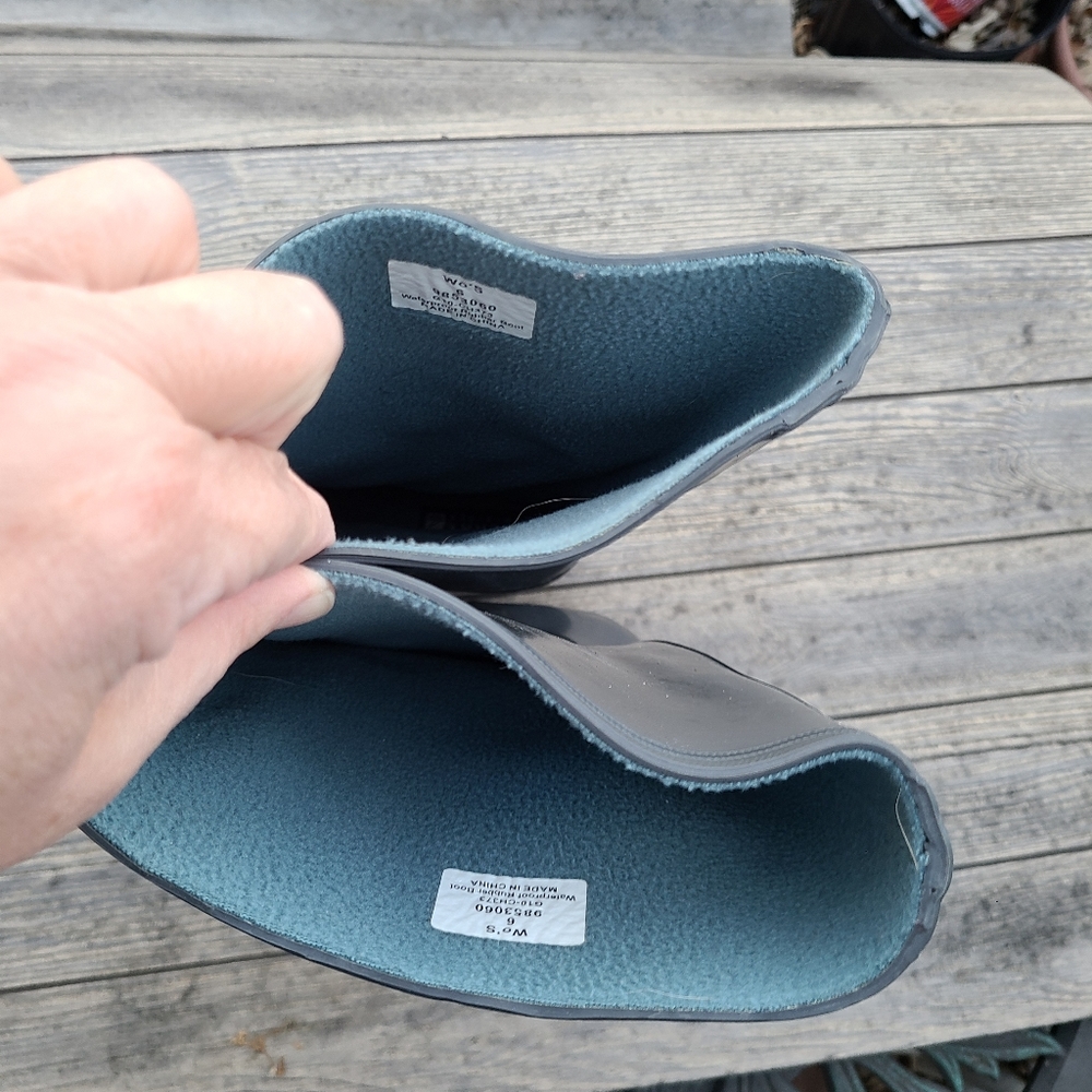 Sperry Knee High Rain Boots - Picture 10 of 10
